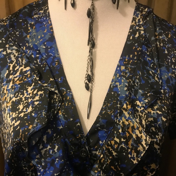 💥Ann Taylor Blouse💥 - Picture 2 of 7